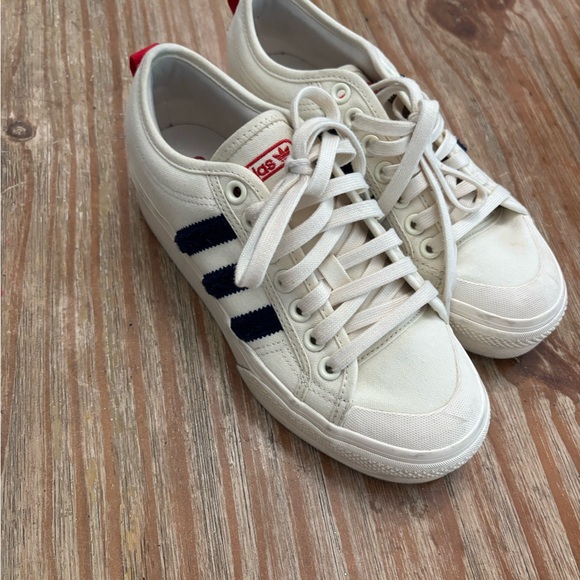 adisas nizza Shoes - Adidas nizza White Sneakers with Blue Stripes